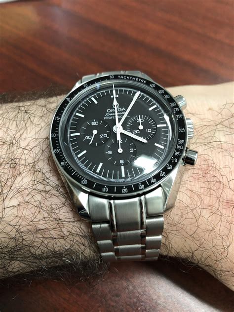 omega speedmaster professional second hand|omega speedmaster moonwatch second hand.